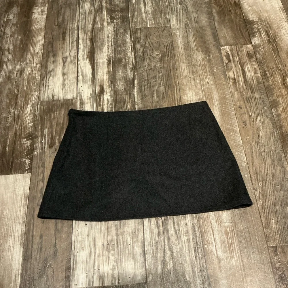 Motel Rocks Charcoal Mini Skirt Size Large - Picture 11 of 12